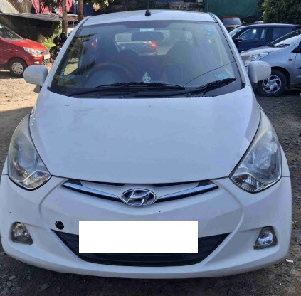 HYUNDAI EON in Wayanad